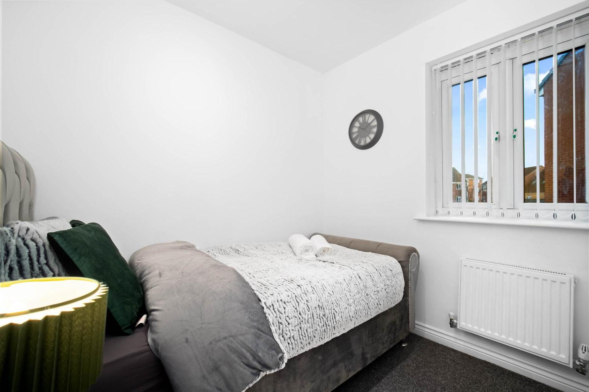 Harmony House 3 Bedroom New Build For Families, Contractors, Black Country Museum Sleeps 6 Tipton Eksteriør bilde