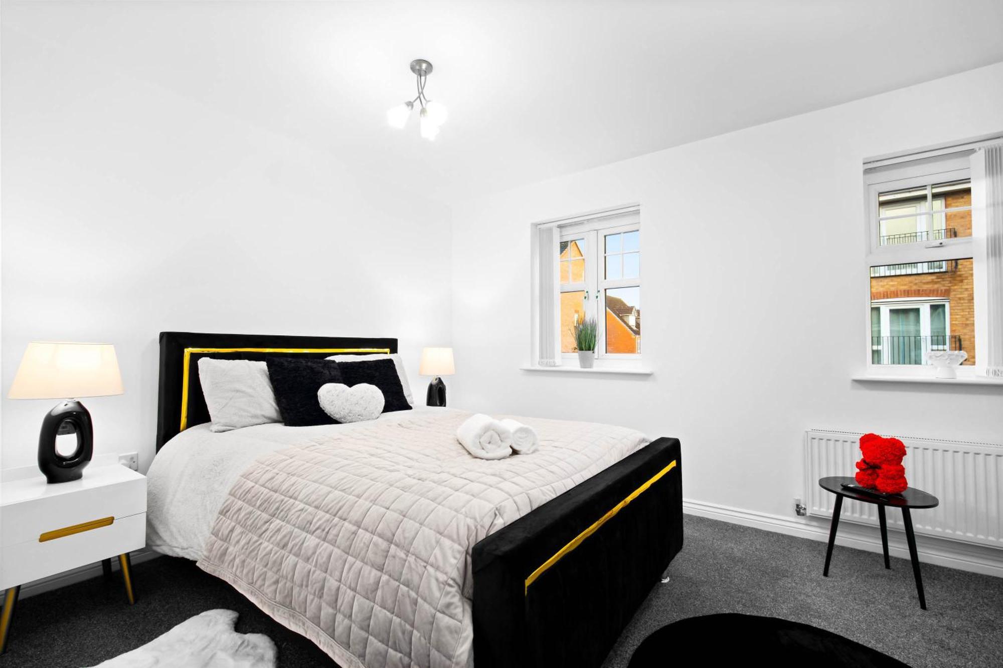 Harmony House 3 Bedroom New Build For Families, Contractors, Black Country Museum Sleeps 6 Tipton Eksteriør bilde